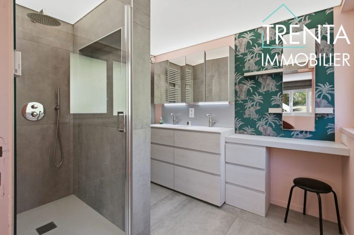 Image No.15-5 Bed House for sale