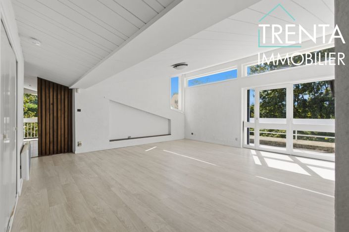 Image No.19-5 Bed House for sale