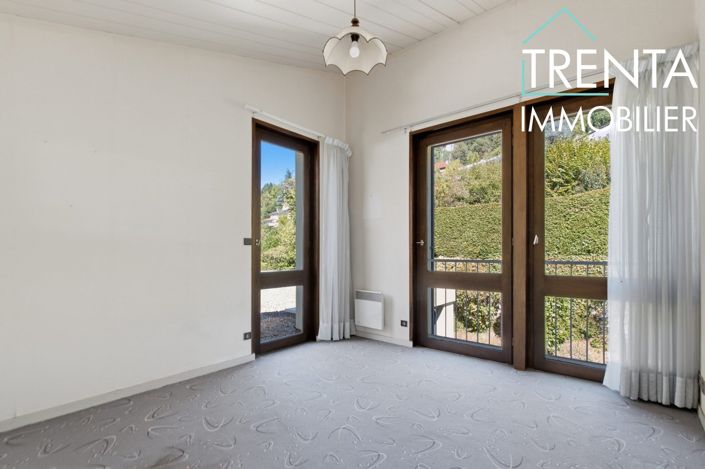 Image No.24-5 Bed House for sale