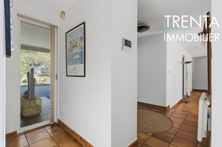 Image No.25-5 Bed House for sale