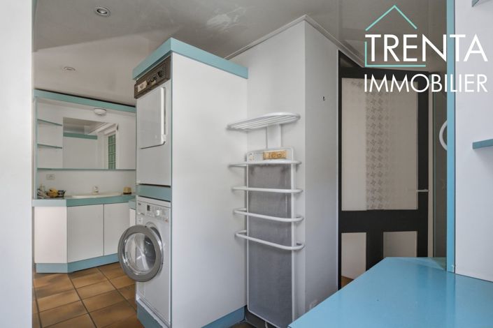 Image No.26-5 Bed House for sale