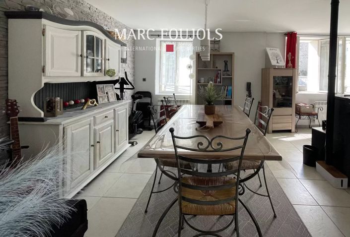 Image No.8-3 Bed House for sale