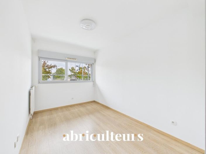 Image No.8-3 Bed Apartment for sale
