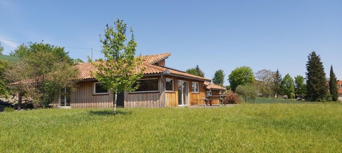 Image No.12-3 Bed Property for sale