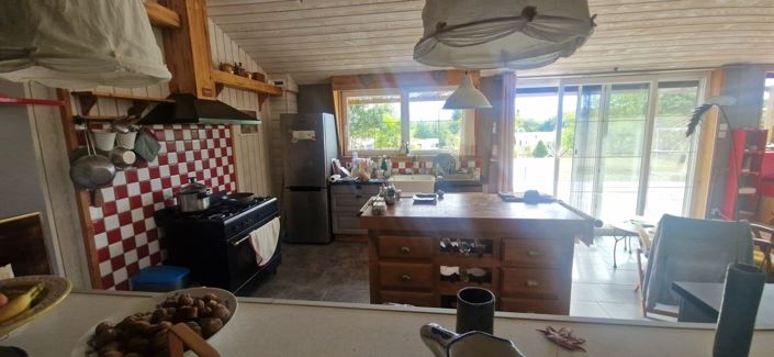 Image No.4-3 Bed Property for sale