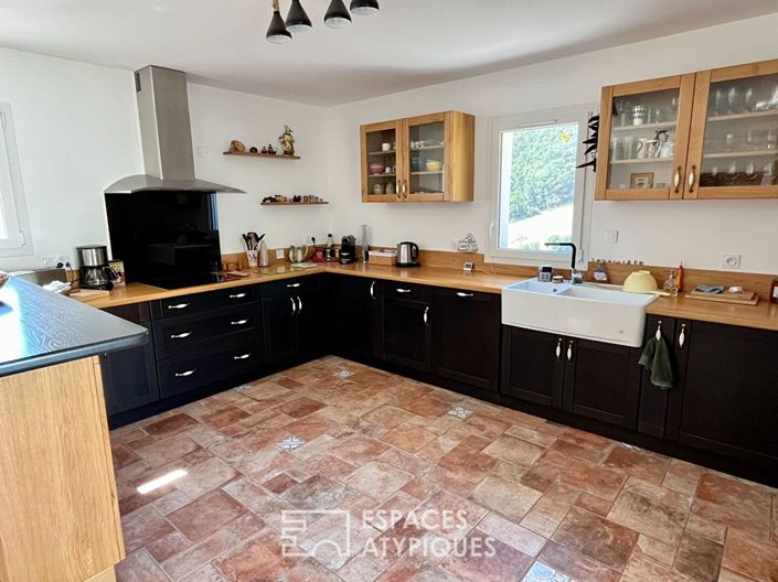 Image No.5-5 Bed House for sale