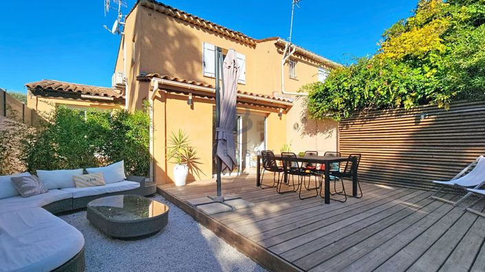 Image No.9-3 Bed House for sale