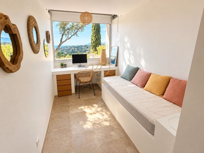 Image No.15-3 Bed House for sale