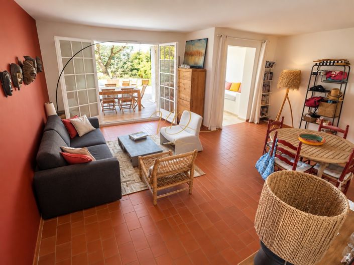 Image No.6-3 Bed House for sale