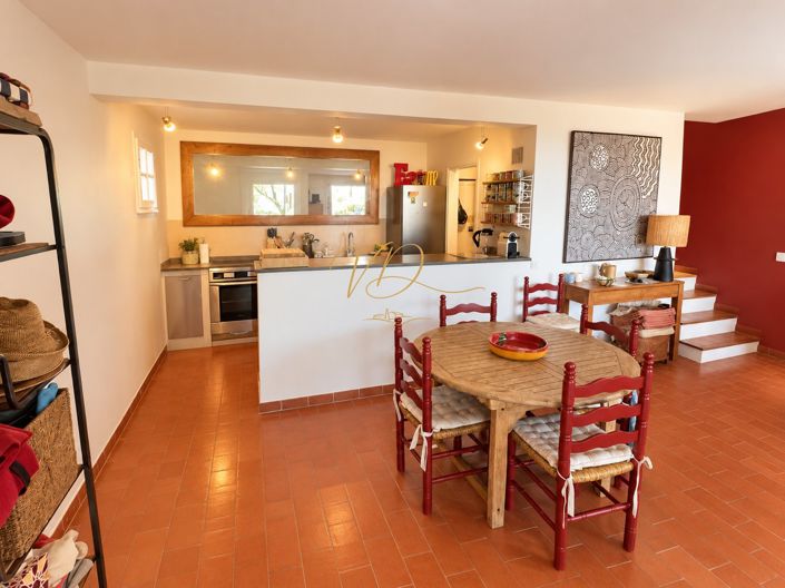 Image No.7-3 Bed House for sale