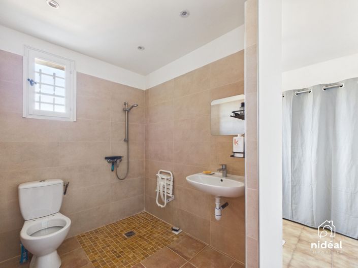 Image No.15-3 Bed House for sale