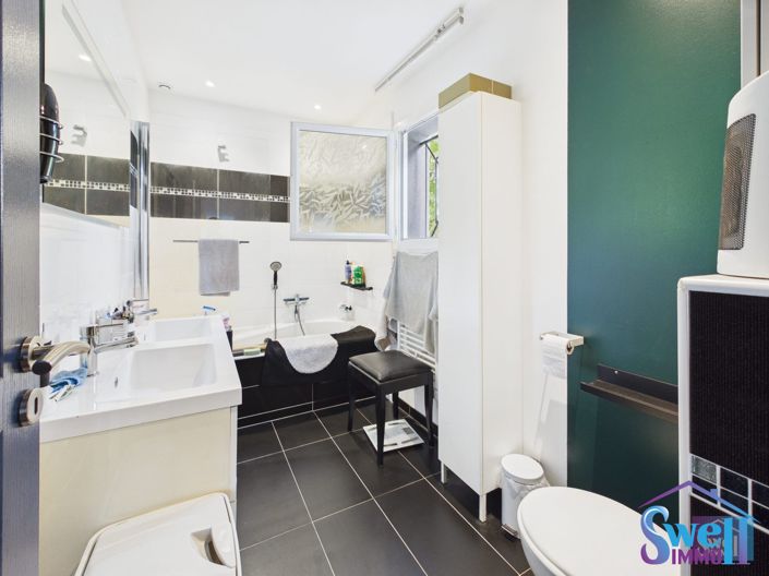Image No.13-3 Bed House for sale