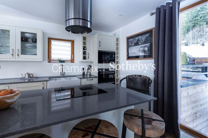 Image No.6-2 Bed House for sale