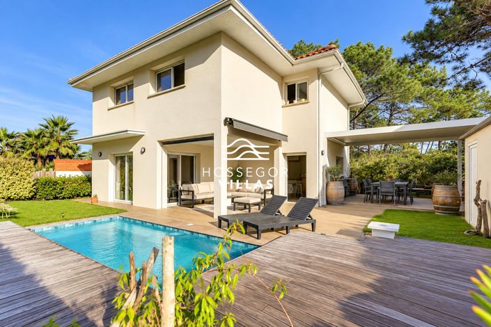 Image No.18-5 Bed House for sale