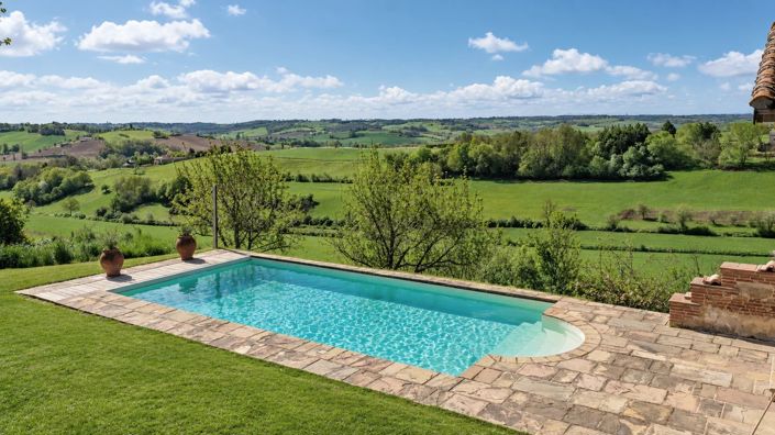 Image No.5-7 Bed House for sale