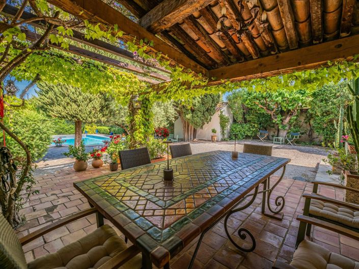 Image No.2-4 Bed House for sale