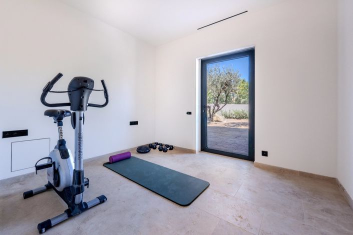 Image No.25-5 Bed House for sale