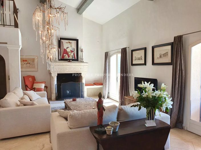 Image No.3-6 Bed House for sale