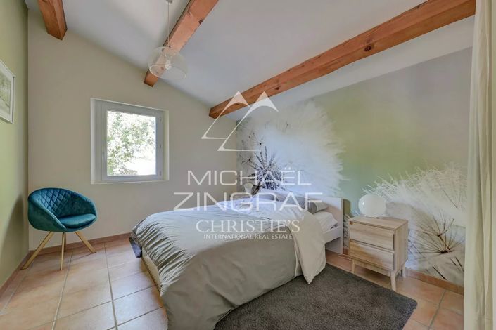 Image No.13-6 Bed House for sale
