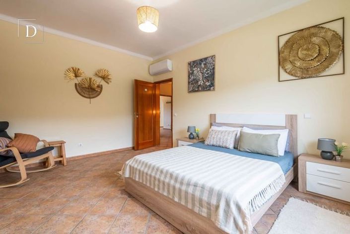 Image No.11-4 Bed House for sale