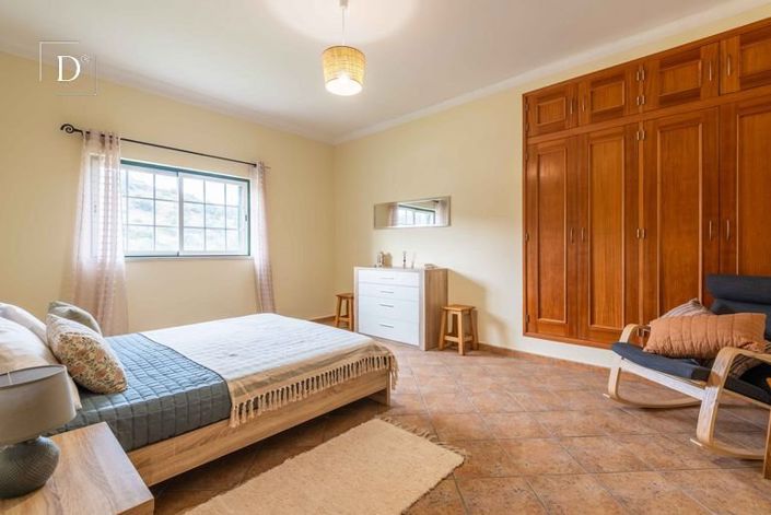 Image No.13-4 Bed House for sale