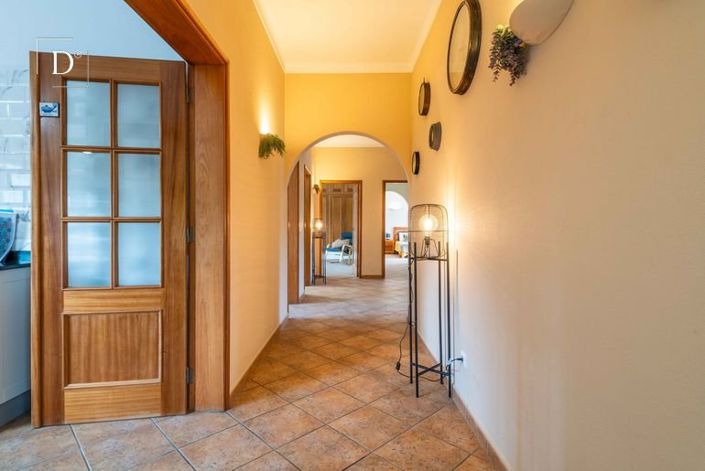 Image No.20-4 Bed House for sale