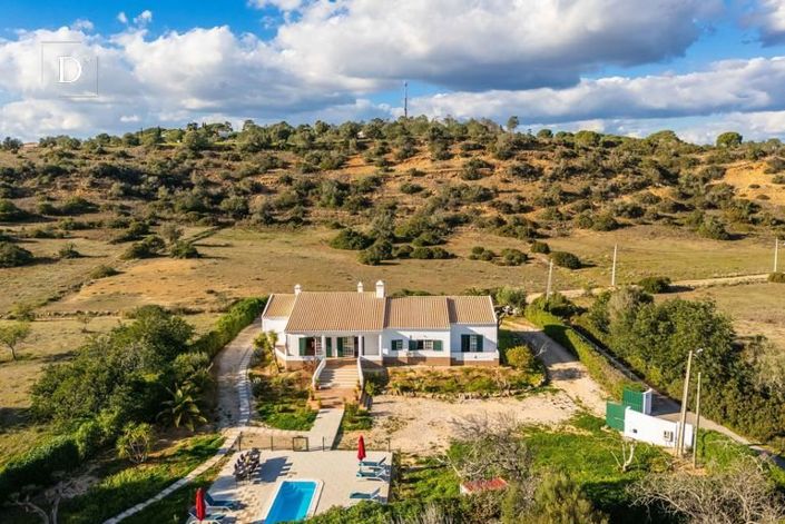 Image No.26-4 Bed House for sale