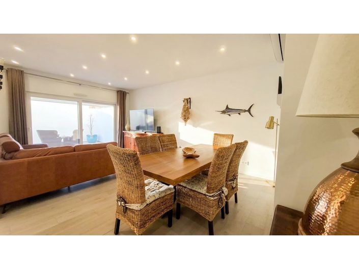 Image No.13-4 Bed House for sale
