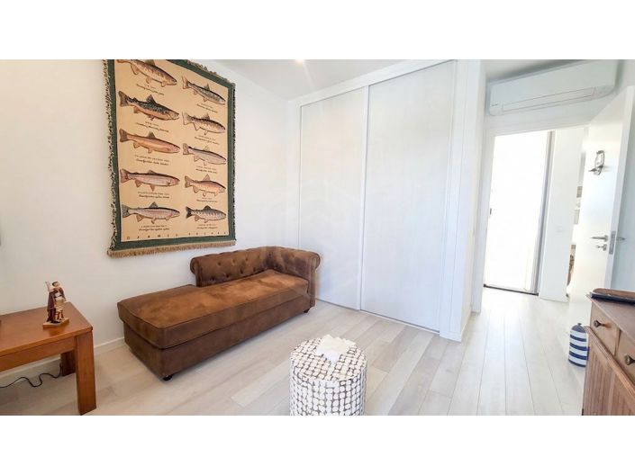 Image No.24-4 Bed House for sale