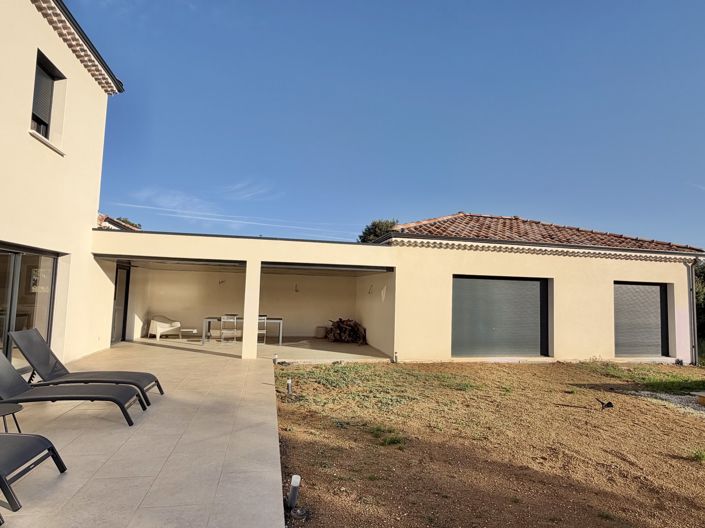 Image No.29-5 Bed House for sale