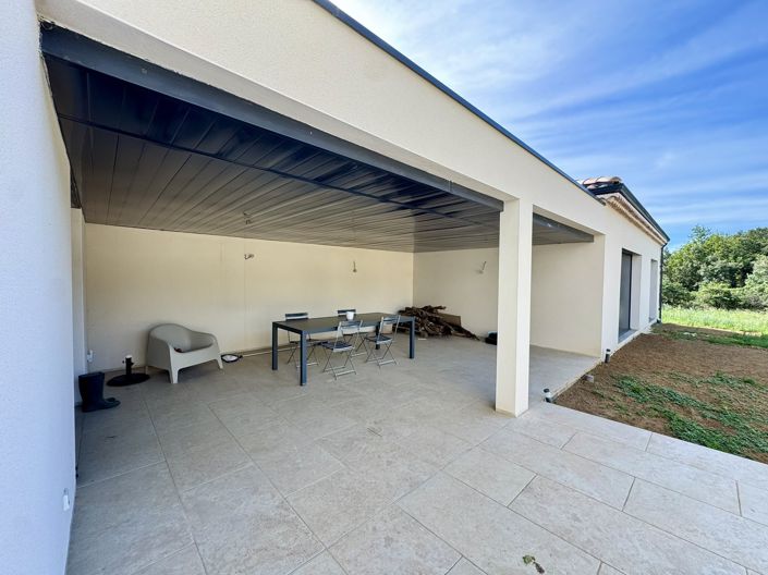 Image No.31-5 Bed House for sale