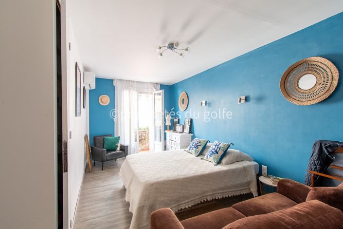 Image No.11-5 Bed House for sale