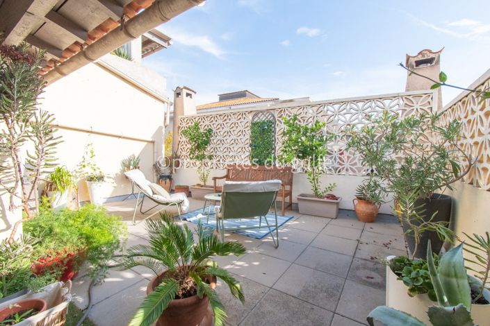 Image No.21-5 Bed House for sale