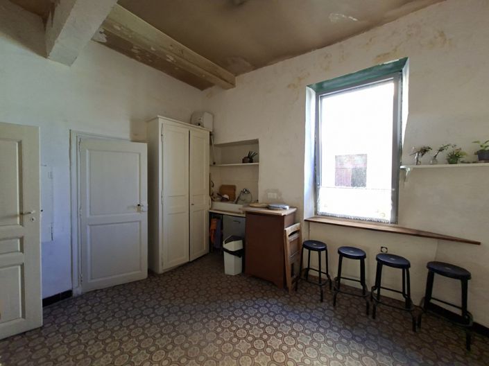 Image No.12-6 Bed House for sale
