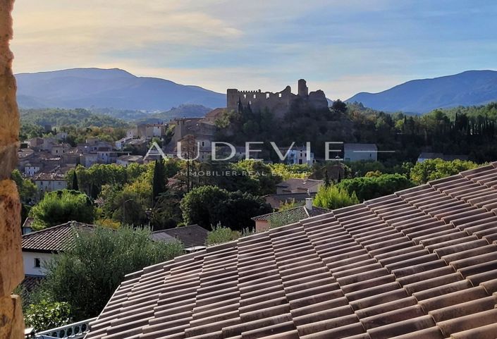 Image No.24-5 Bed House for sale