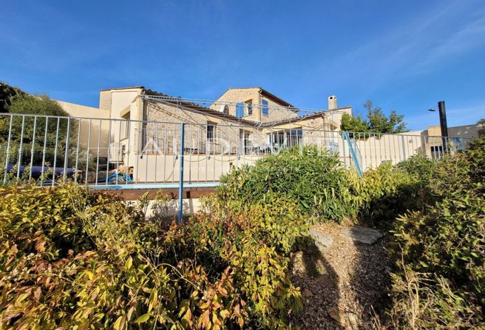 Image No.3-5 Bed House for sale
