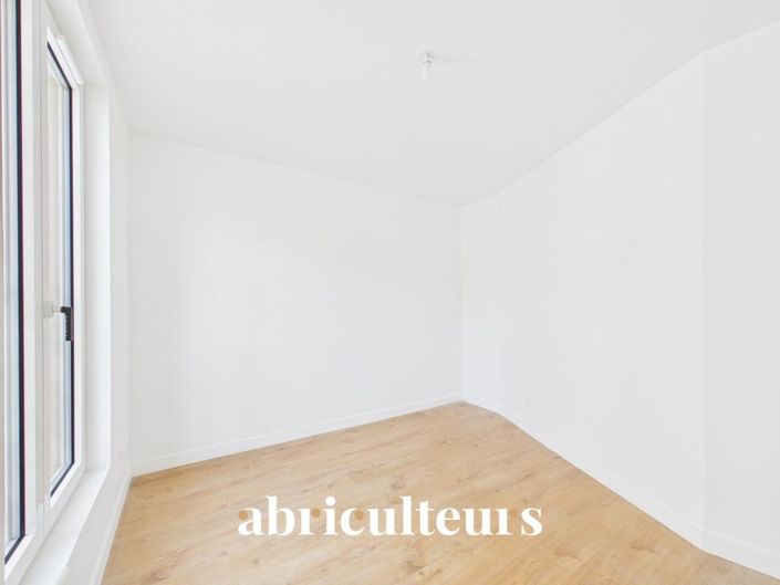 Image No.17-1 Bed Apartment for sale