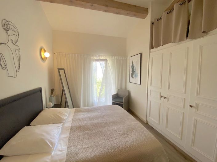 Image No.12-6 Bed House for sale