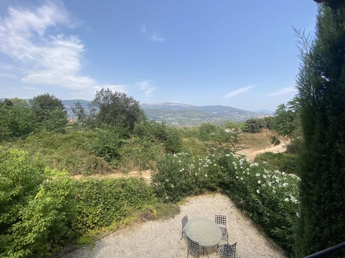 Image No.20-6 Bed House for sale
