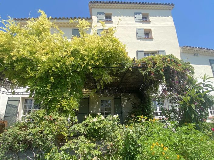 Image No.19-6 Bed House for sale