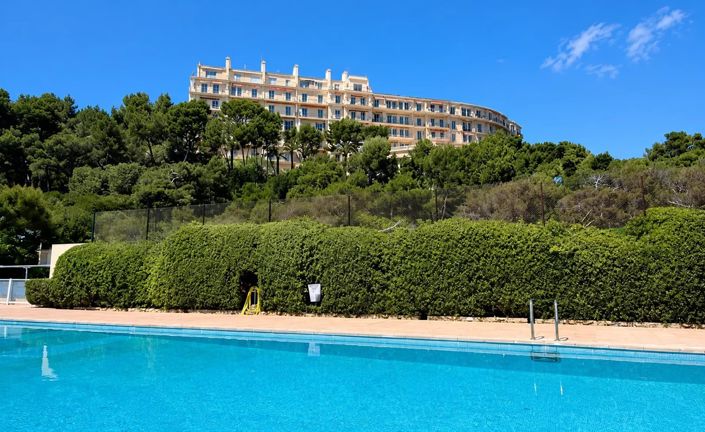Image No.2-4 Bed Apartment for sale