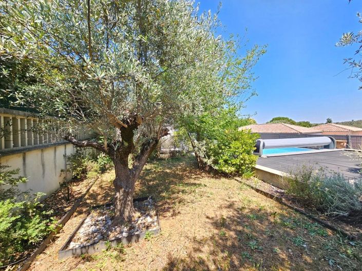 Image No.20-4 Bed House for sale