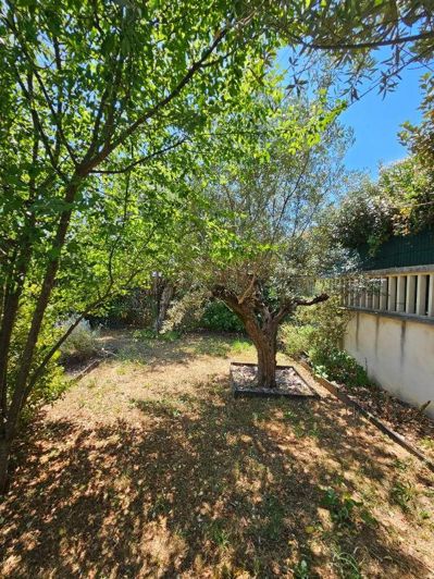 Image No.21-4 Bed House for sale