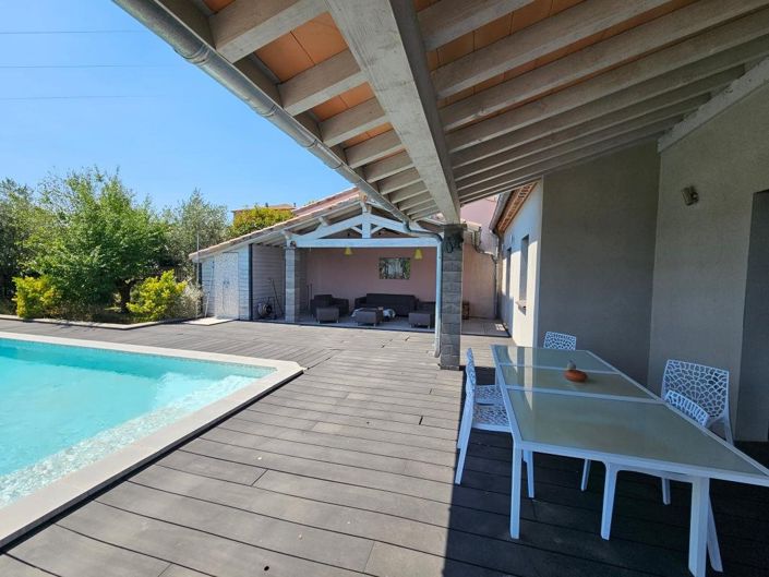 Image No.3-4 Bed House for sale