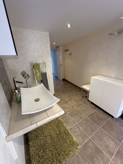 Image No.26-3 Bed House for sale