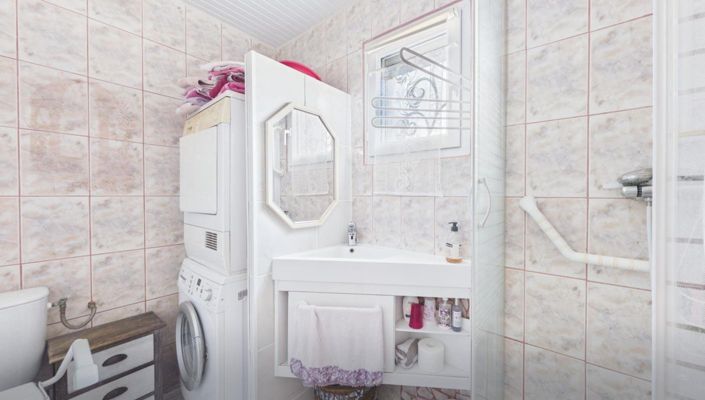 Image No.11-5 Bed House for sale