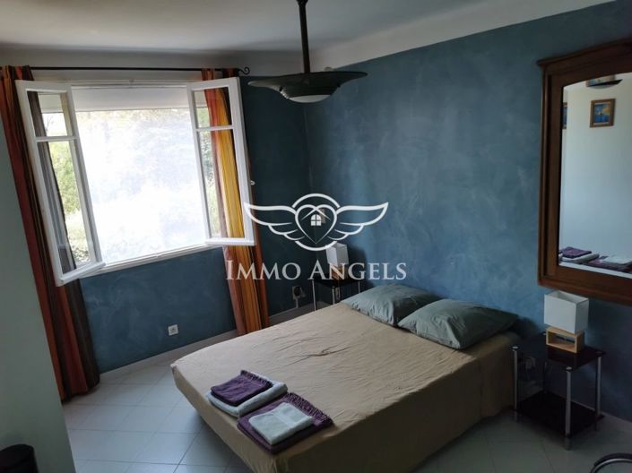 Image No.14-4 Bed House for sale