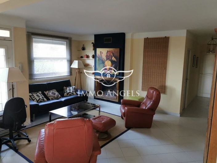 Image No.9-4 Bed House for sale