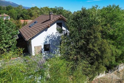 1 - Thoiry, Maison