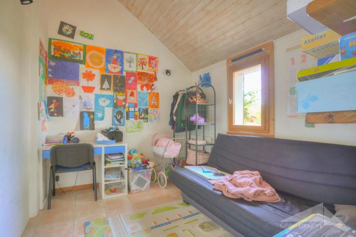 Image No.6-2 Bed House for sale